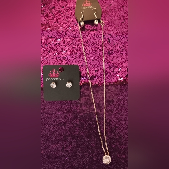 Paparazzi Silver Jewelry Set - Picture 3 of 5